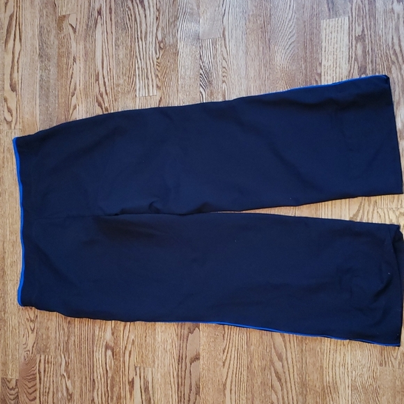 (XL) DanSkin Soft Stretchy Cropped Yoga Pants Activewear Comfortable Athletic - Picture 10 of 10